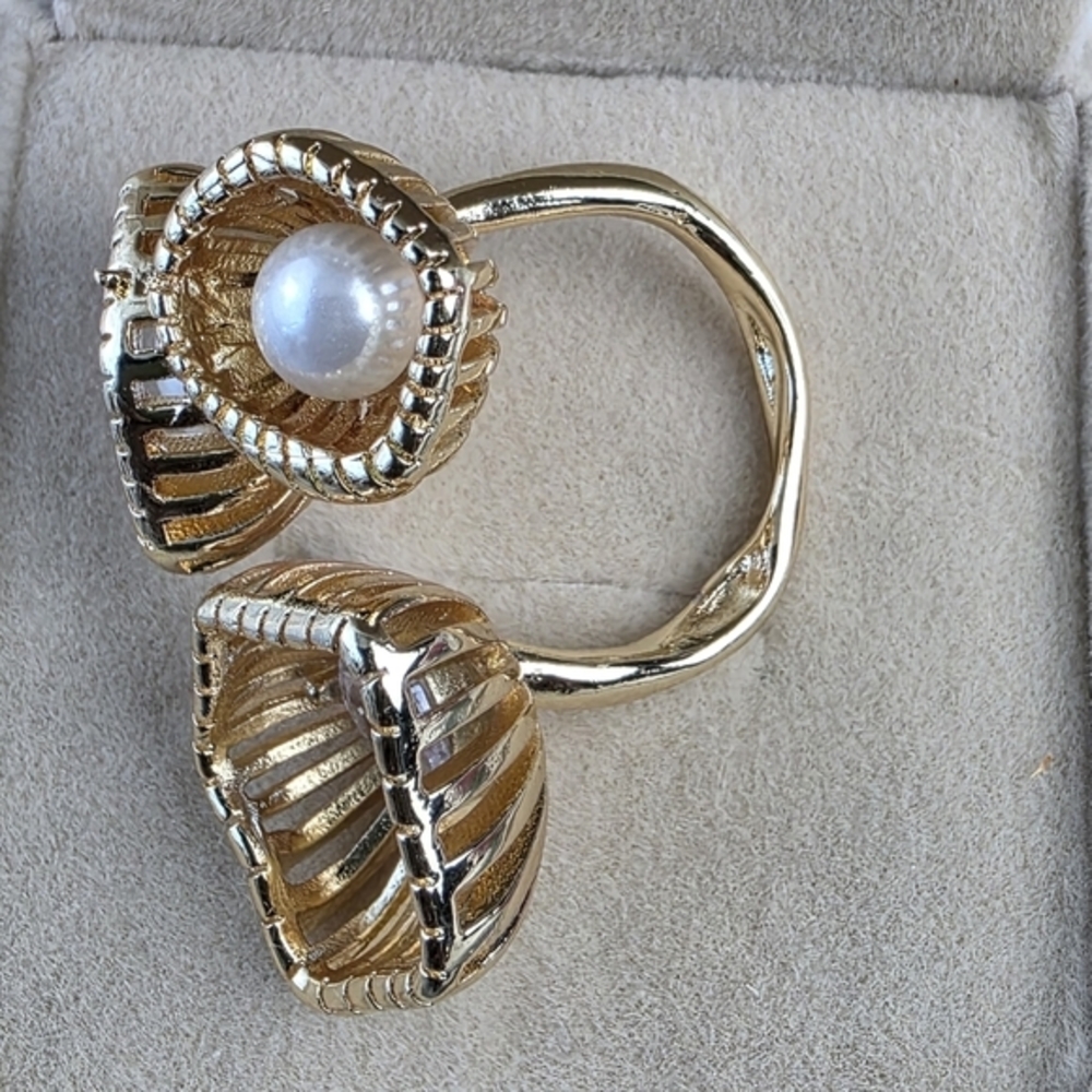 14K Gold Plated‎ Sterling Pearl CZ Ring - Picture 5 of 9
